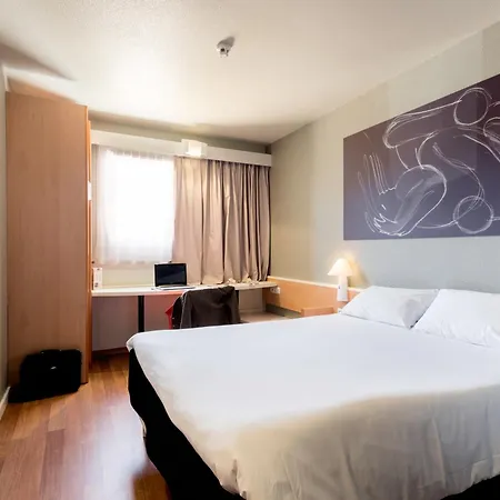 Ibis Hotel