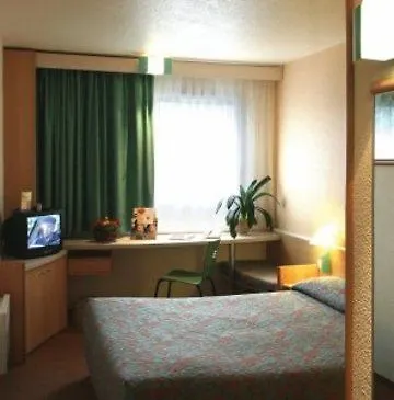 Ibis *