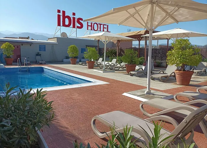 Hotel Ibis *