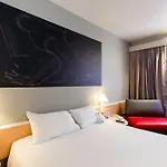 Hotel Ibis *