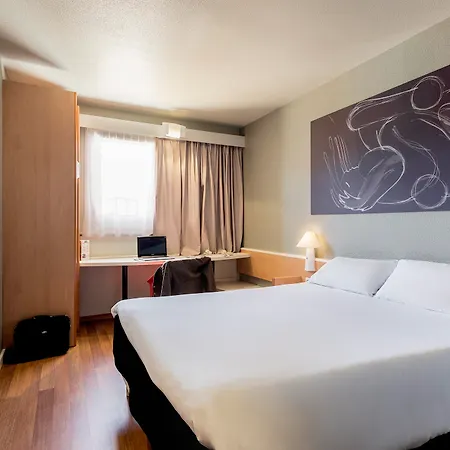 Ibis Hotel