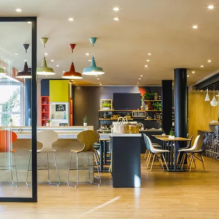 Ibis Otel Granada