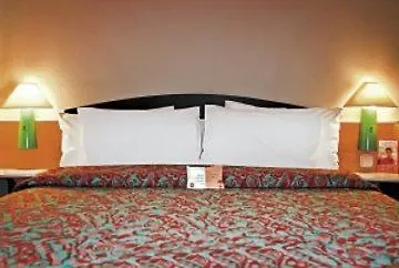 Ibis Otel *