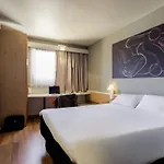 Ibis Granada